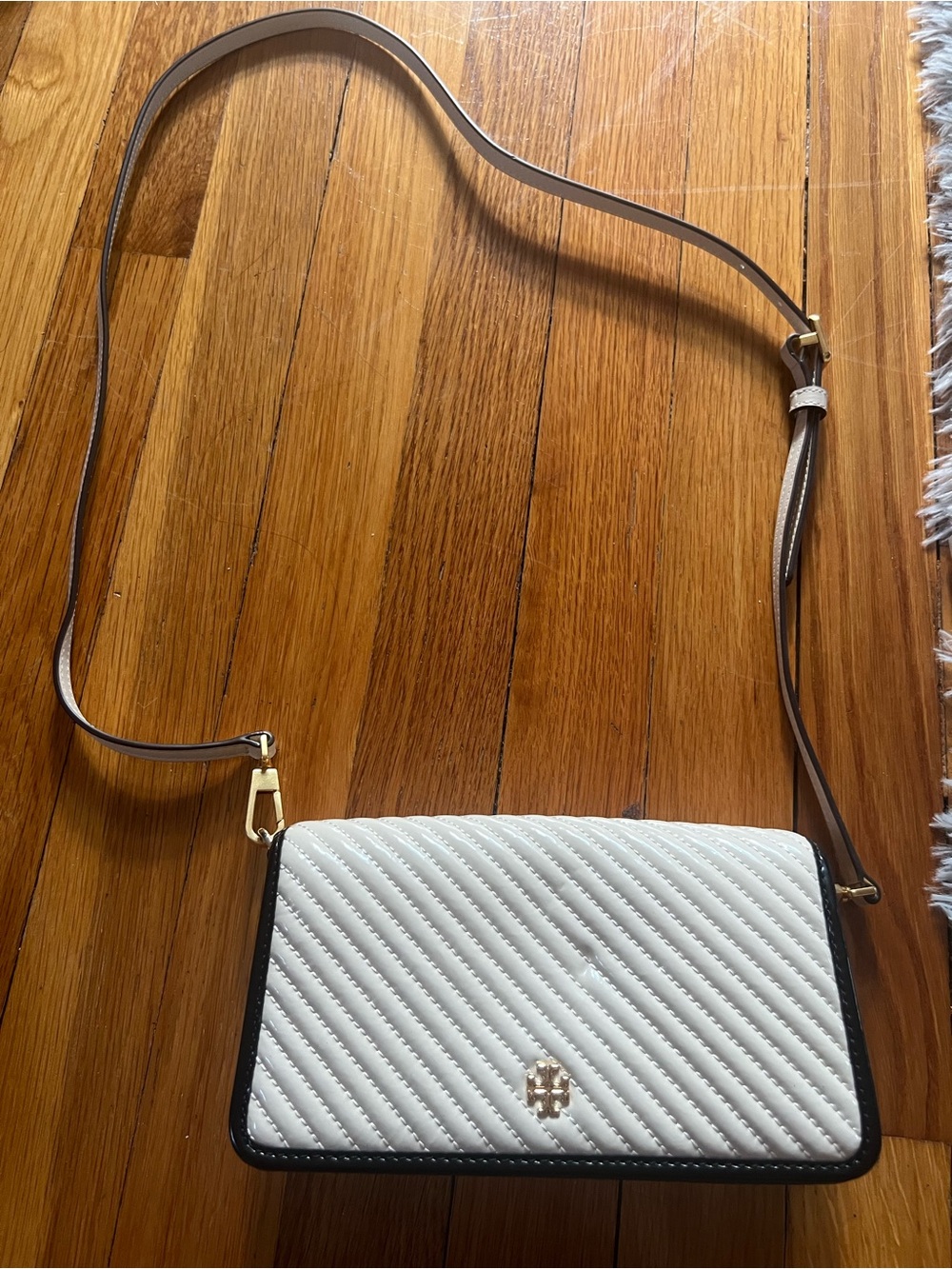Tory Burch Emerson Patent Puffy Quilted Cream Crossbody Bag with Gold Logo